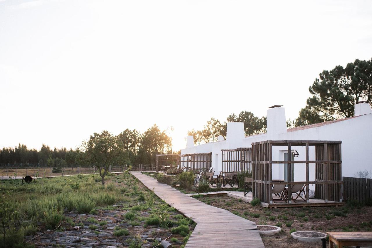 Craveiral Farmhouse By Belong Staying & Feeling São Teotónio Extérieur photo